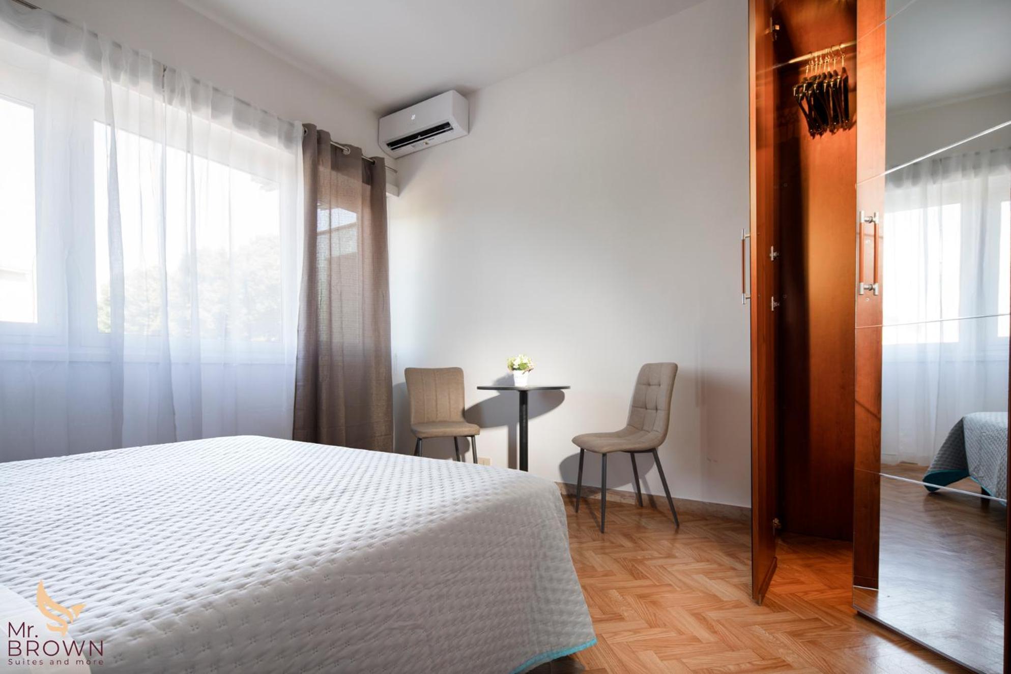 Mr Brown Home And Suites Roma Quarto foto