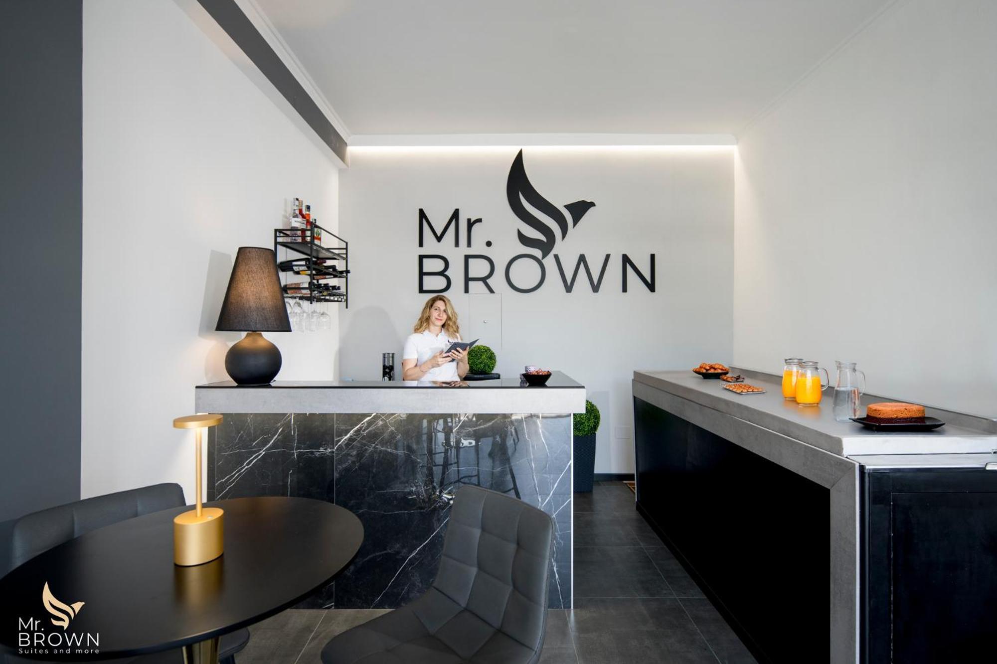 Mr Brown Home And Suites Roma Exterior foto
